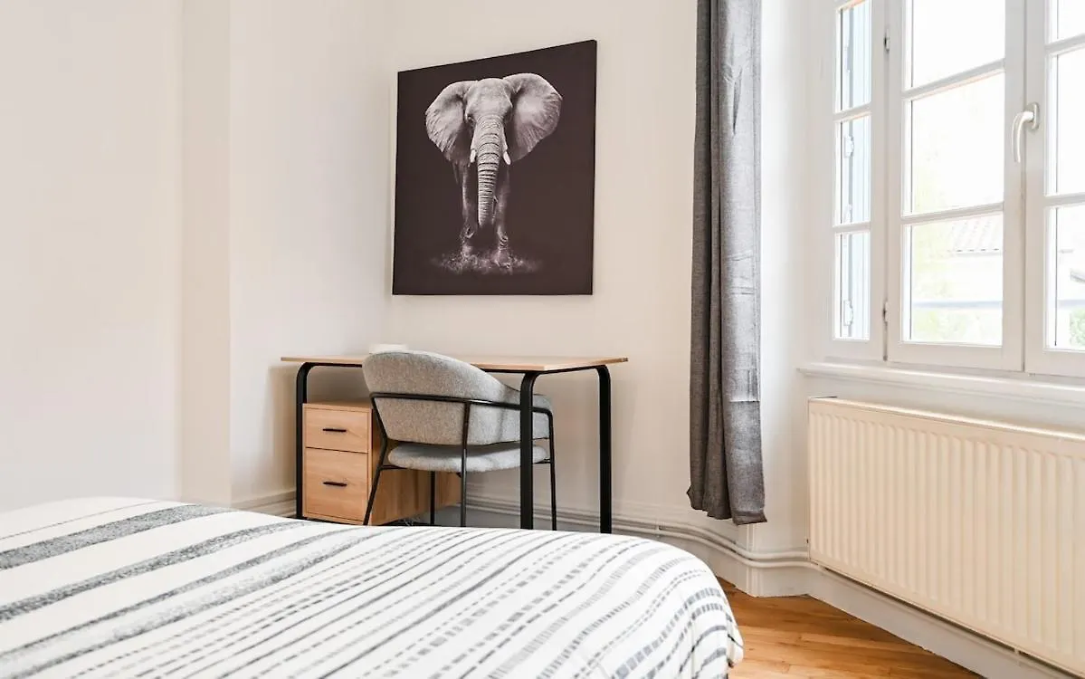 Apartment Appartement De 3 Chambres, Parking Gratuit, Proche Metro Oullins France